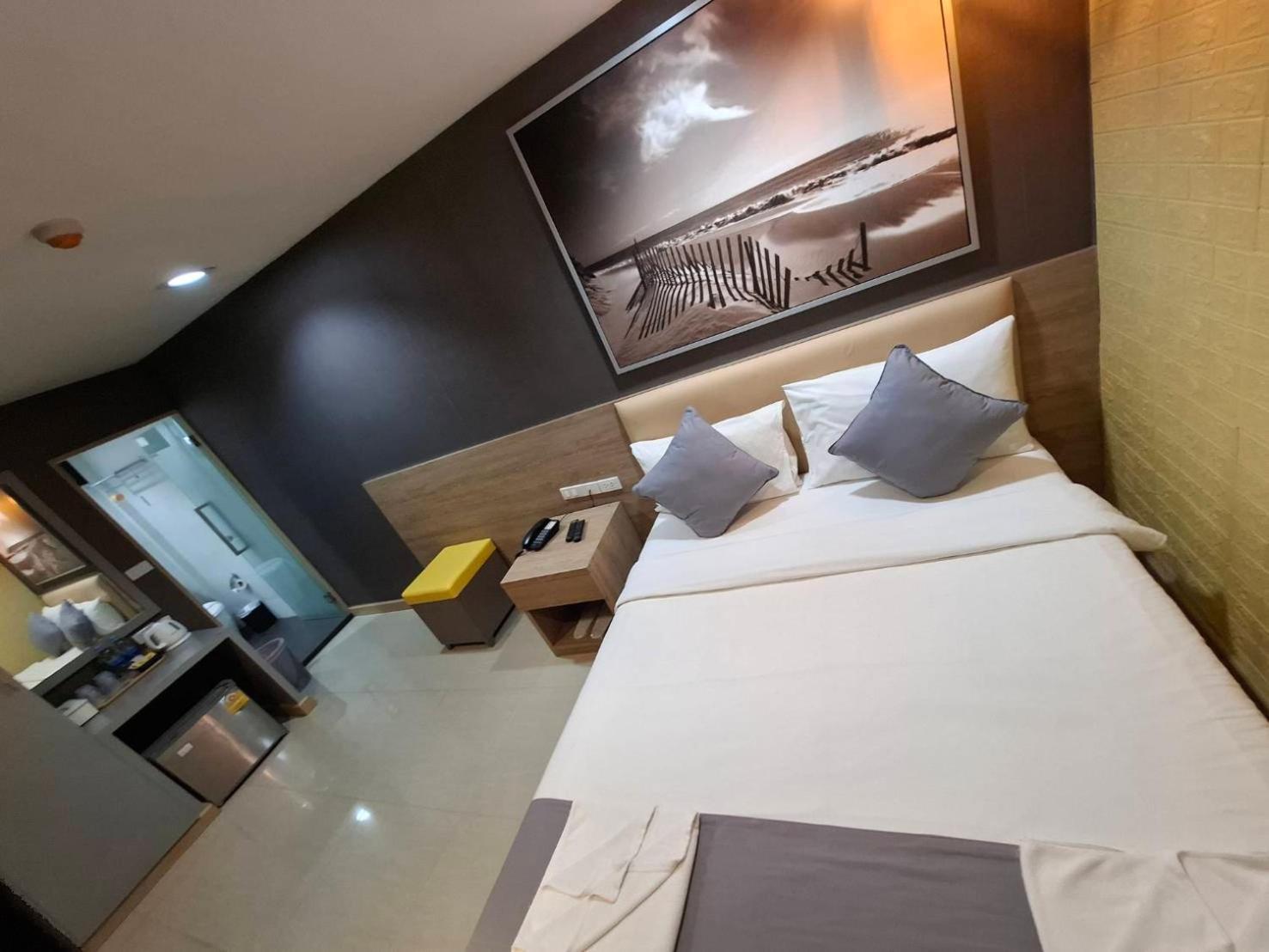 Pratunam19 Hotel Bangkok Exterior photo