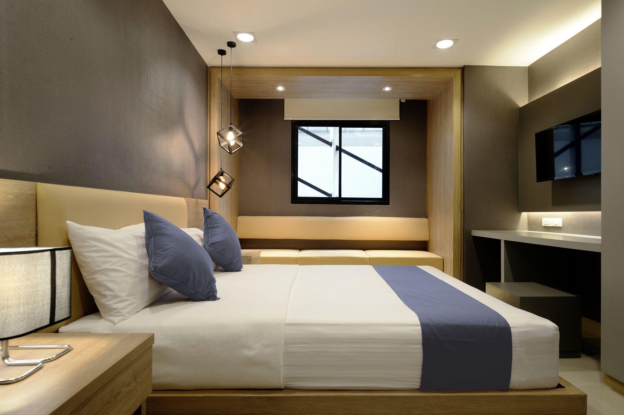 Pratunam19 Hotel Bangkok Exterior photo